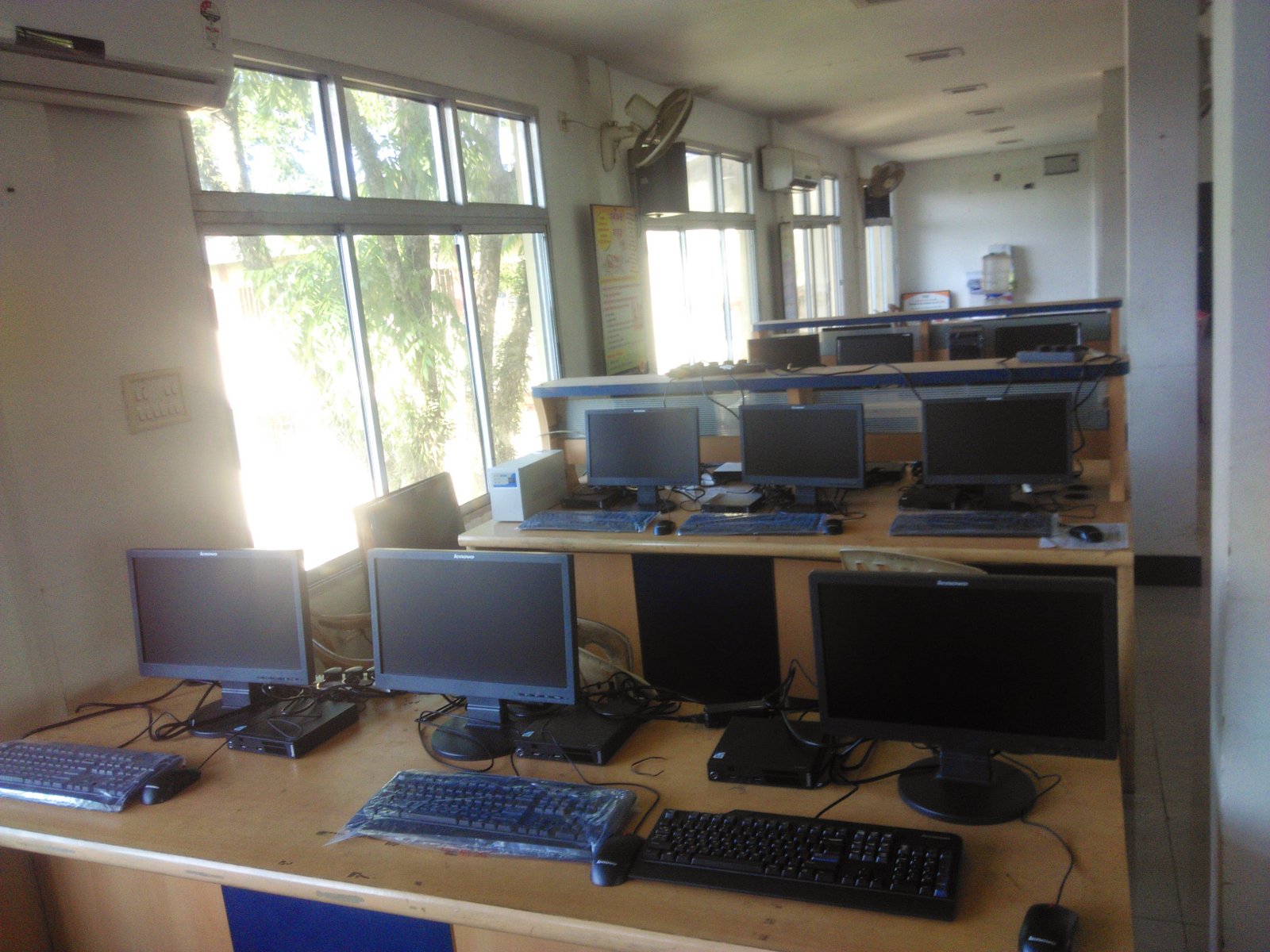 Computer Lab Setup For Dibrugarh DC Office EDistrict Training Deplo...