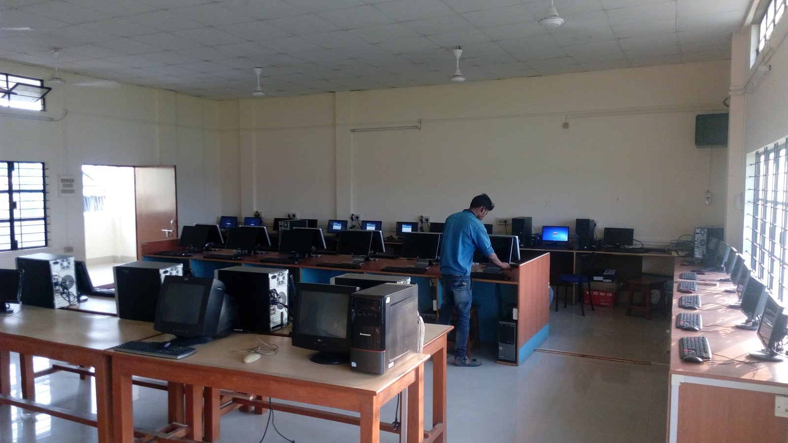 DHSK  Computer LAB Lab Infrastructure